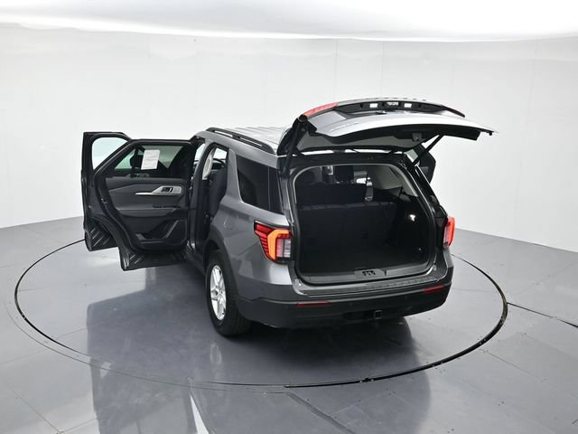 Certified 2026 Ford Explorer Active RWD image 45