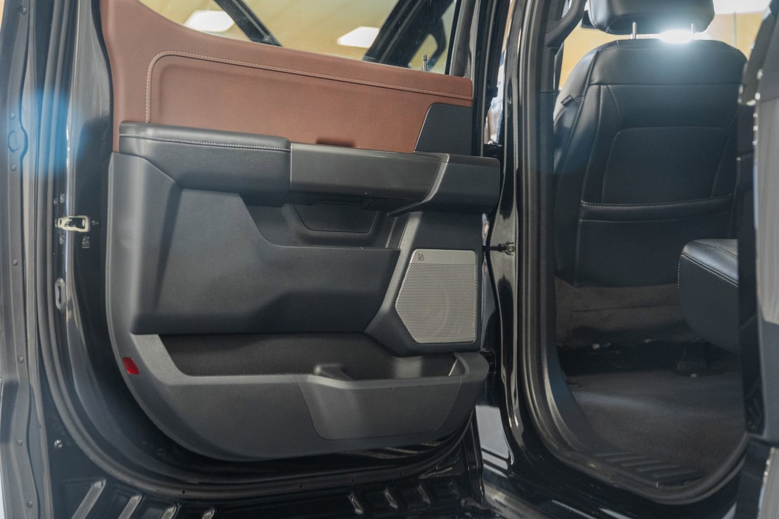 Certified 2023 Ford F150 Lariat w/ Equipment Group 502A High image 50