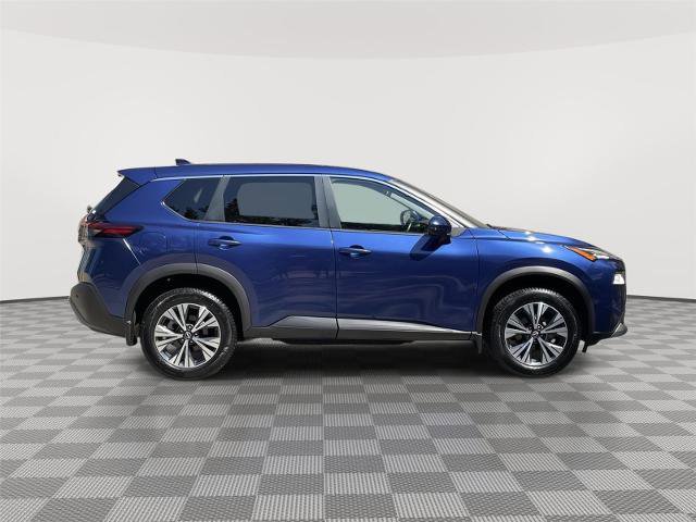 Used 2022 Nissan Rogue SV image 6