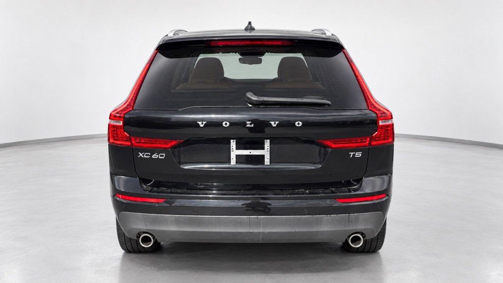 Used 2019 Volvo XC60 T5 Momentum w/ Advanced Package FWD image 2