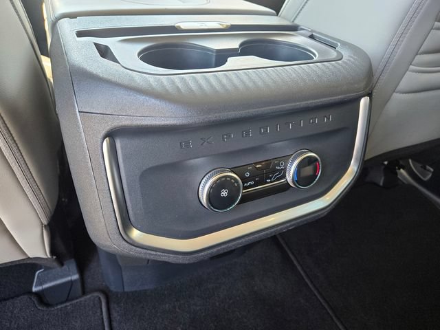 Certified 2025 Ford Expedition Active AWD/4WD image 14