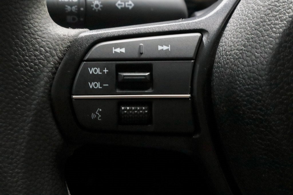 Used 2025 Honda Accord SE image 29