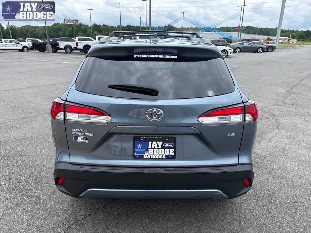 Used 2024 Toyota Corolla Cross LE FWD image 5