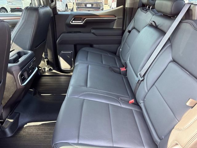Used 2023 GMC Sierra 1500 Denali w/ Technology Package AWD/4WD image 18