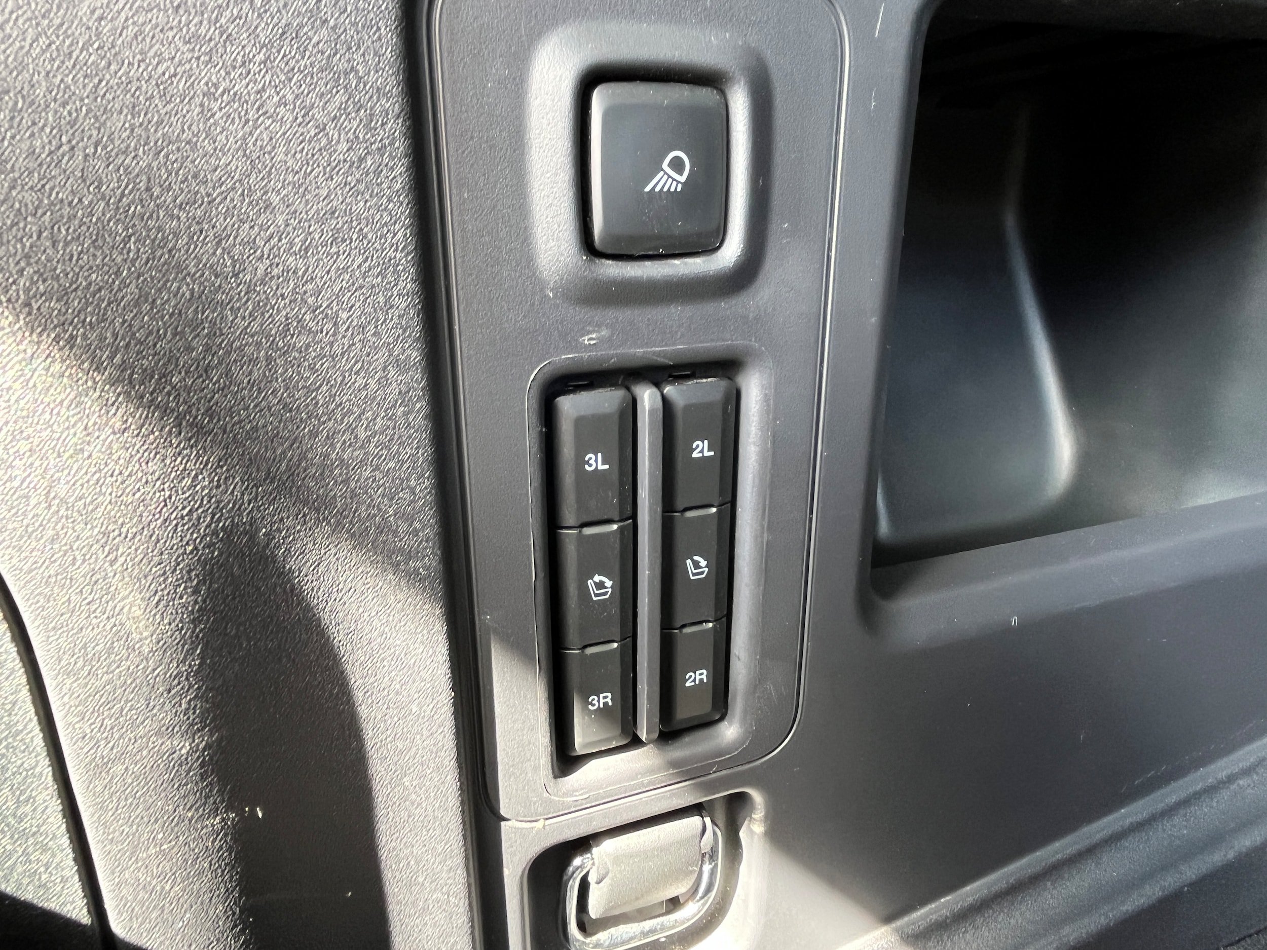 Certified 2025 Ford Expedition Platinum AWD/4WD image 11