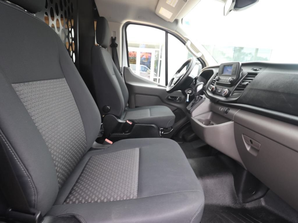 Certified 2025 Ford Transit 250 Low Roof w/ Exterior Upgrade Package RWD image 9