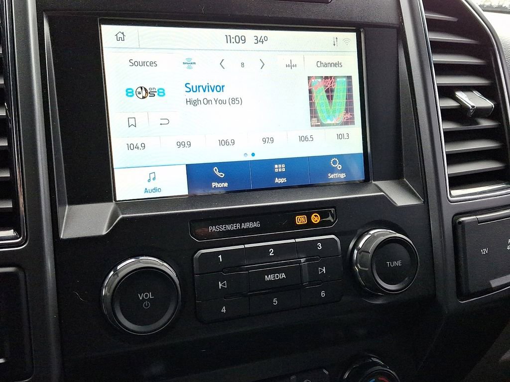 Certified 2022 Ford F350 XLT w/ Black Appearance Package image 15