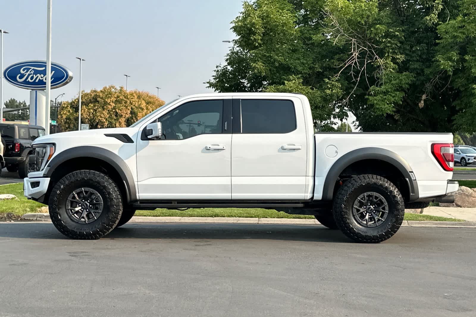 Certified 2021 Ford F150 Raptor w/ Raptor 37 Performance Package AWD/4WD image 5