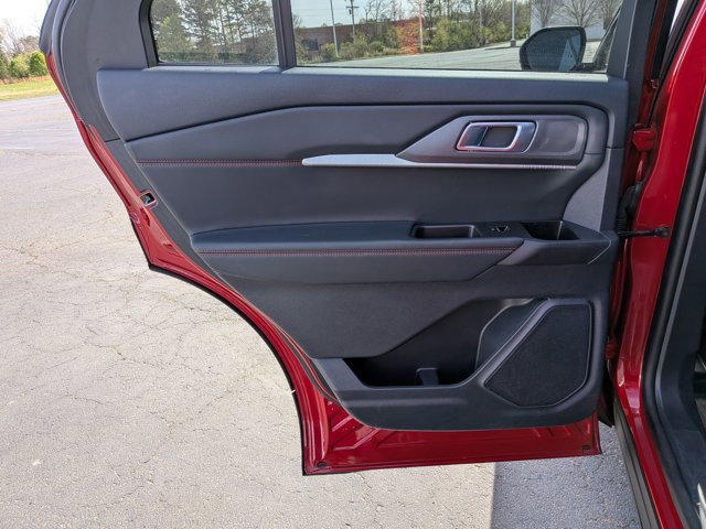 Certified 2025 Ford Explorer ST-Line image 25