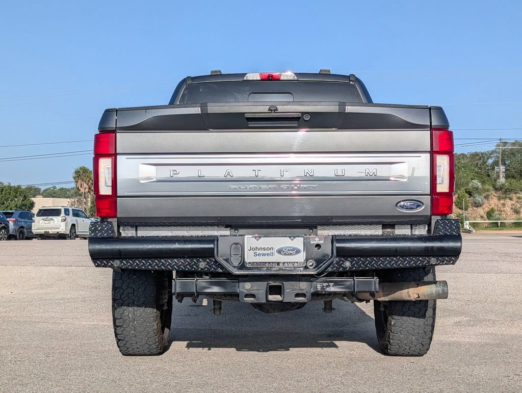 Certified 2020 Ford F250 Platinum w/ FX4 Off-Road Package AWD/4WD image 6