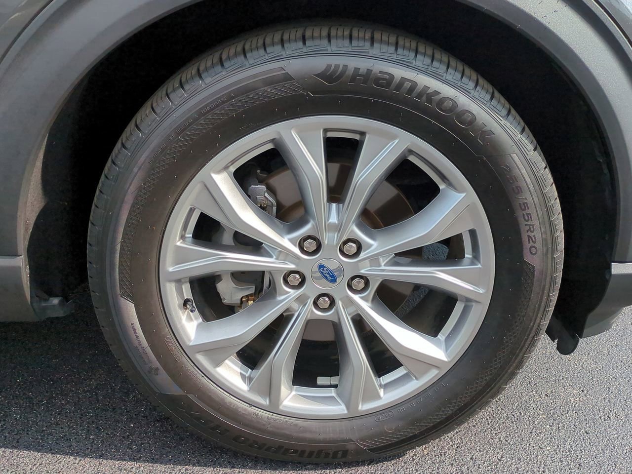 Certified 2020 Ford Explorer Limited image 11