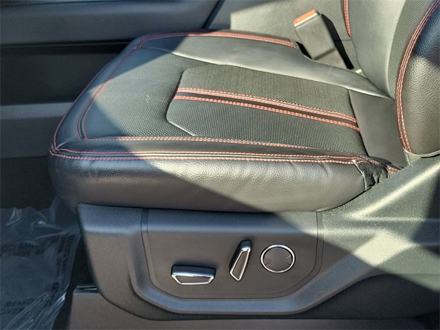 Certified 2020 Ford Expedition Limited w/ Equipment Group 303A image 15