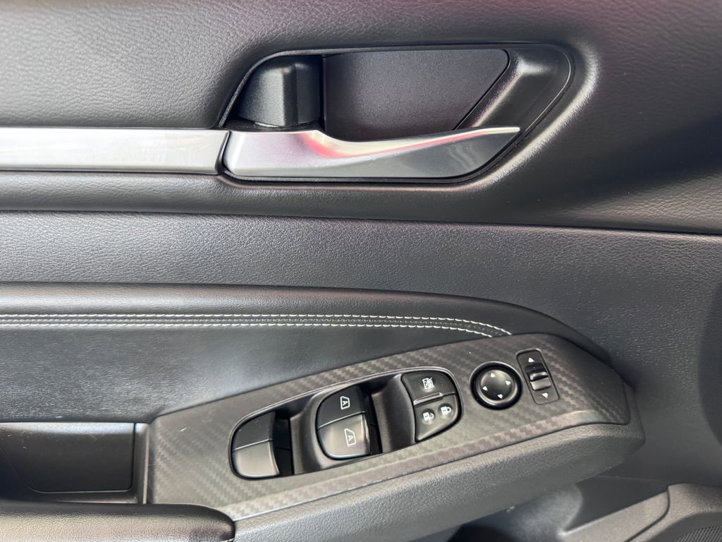 Used 2019 Nissan Altima 2.5 SV image 13