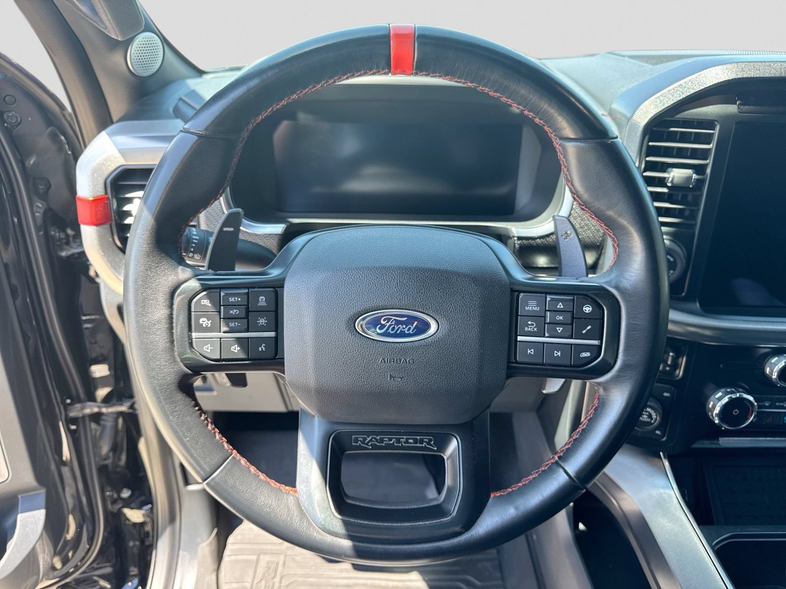 Certified 2023 Ford F150 Raptor w/ Raptor 37 Performance Package AWD/4WD image 28