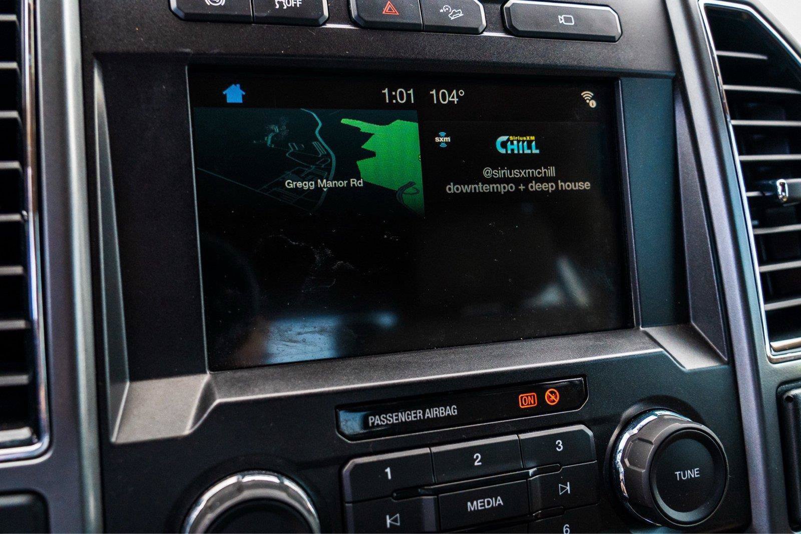 Certified 2019 Ford F350 XLT w/ XLT Premium Package AWD/4WD image 18