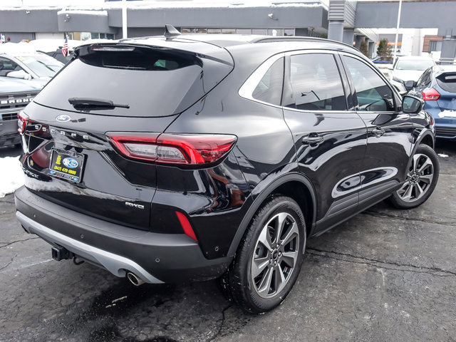 Certified 2024 Ford Escape Platinum w/ Premium Technology Package image 8
