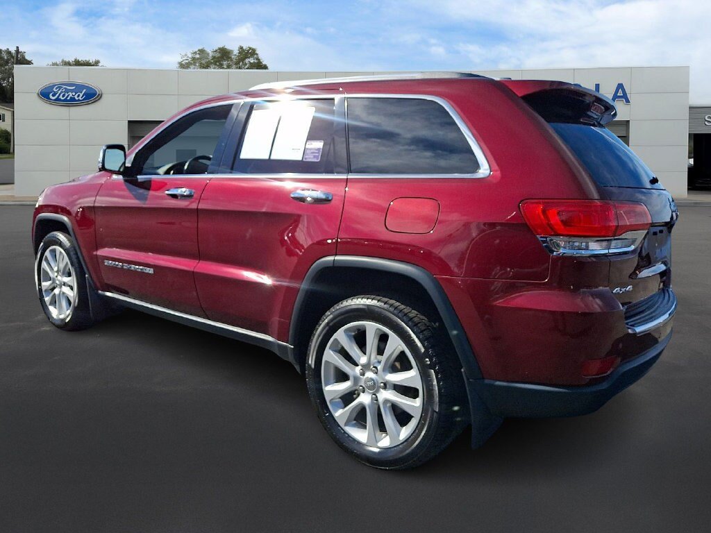Used 2017 Jeep Grand Cherokee Limited AWD/4WD image 6