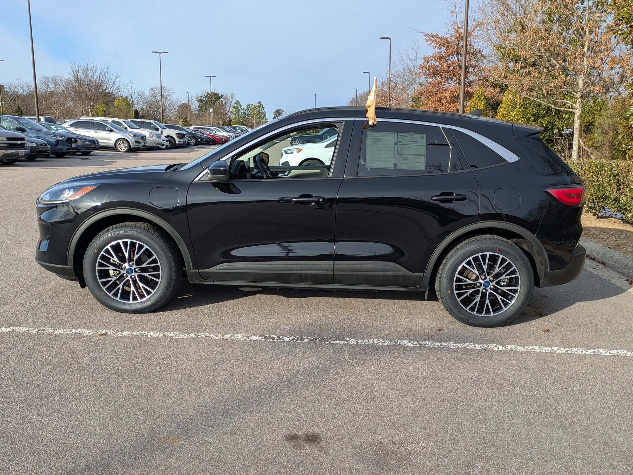 Certified 2022 Ford Escape SEL w/ Technology Package image 2