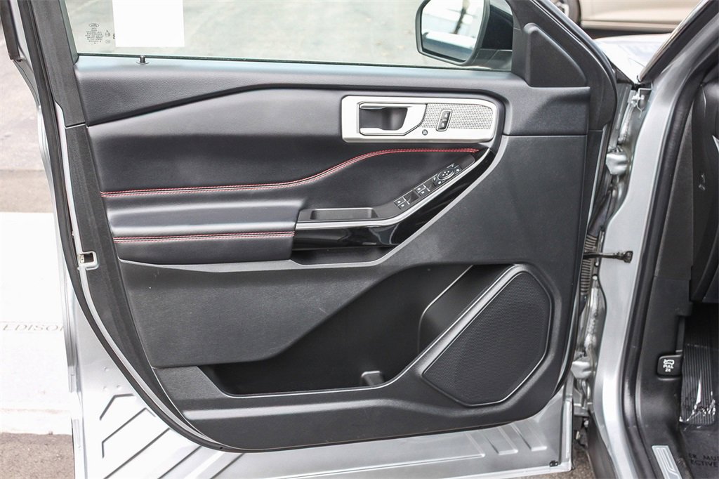 Certified 2022 Ford Explorer ST-Line w/ Class IV Trailer Tow Package image 27