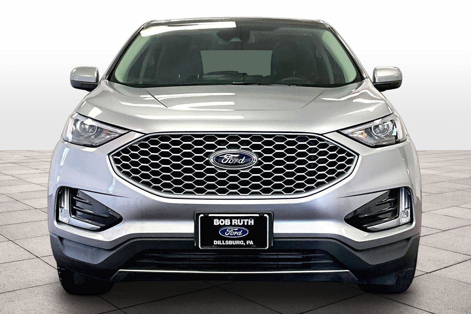 Certified 2023 Ford Edge SEL w/ Convenience Package image 3