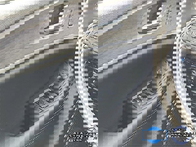 Used 2024 Jeep Grand Cherokee Limited 4xe image 11