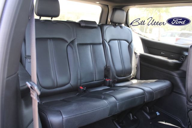 Used 2022 Jeep Wagoneer Series II w/ Rear Seat Video Group 1 RWD image 12
