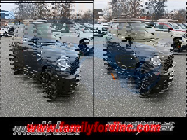 Used 2022 MINI Cooper Countryman S w/ Boardwalk Edition image 5