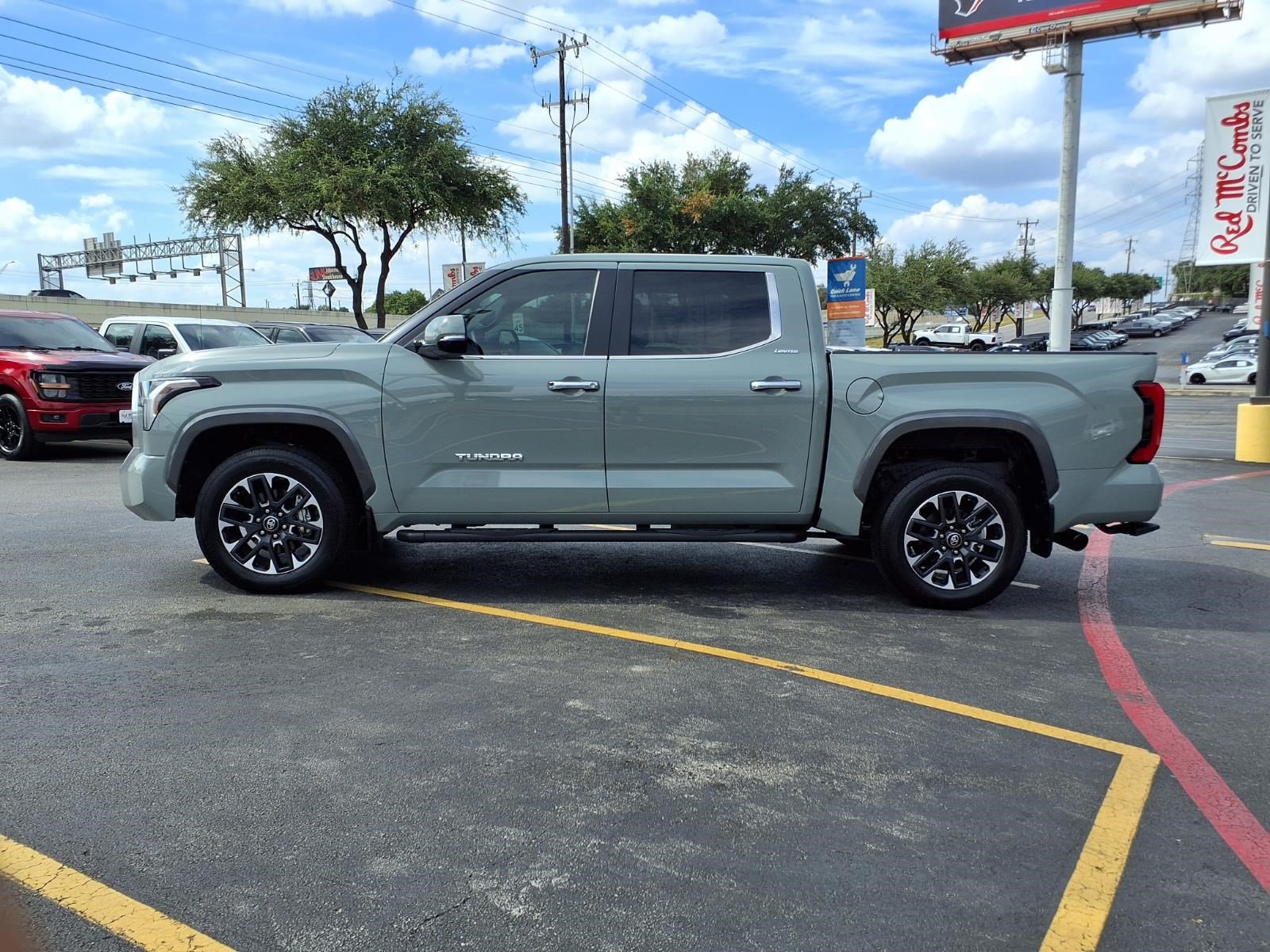 Used 2026 Toyota Tundra Limited w/ Power Package AWD/4WD image 9