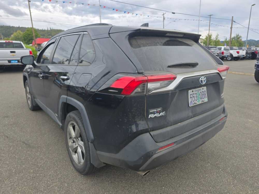 Used 2020 Toyota RAV4 Limited AWD/4WD image 9