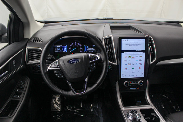 Certified 2024 Ford Edge SEL w/ Convenience Package AWD/4WD image 13