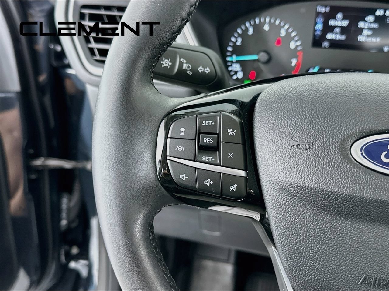 Certified 2022 Ford Escape SE w/ SE Sport Appearance Package FWD image 15