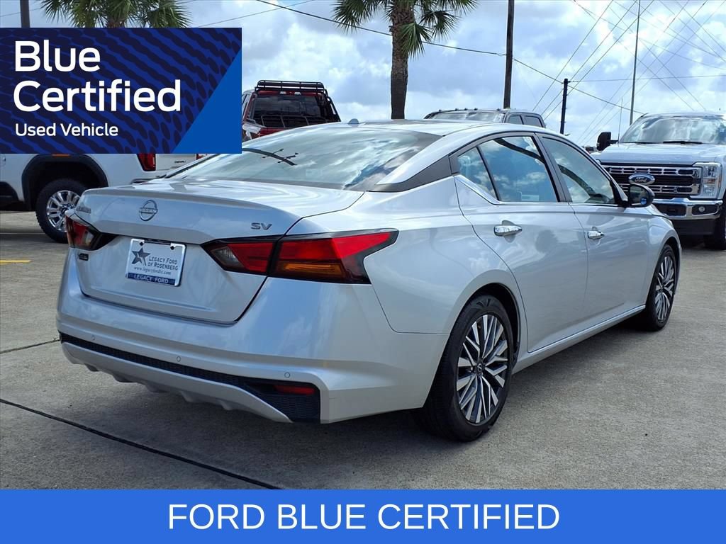 Used 2024 Nissan Altima 2.5 SV FWD image 2