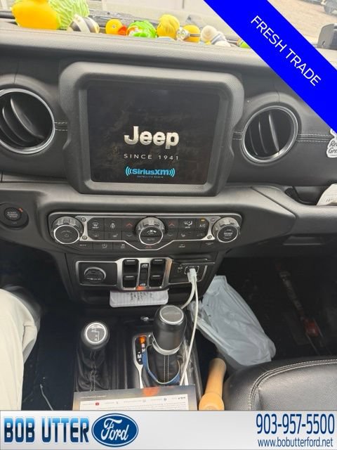 Used 2022 Jeep Gladiator Overland w/ Popular Equipment Package AWD/4WD image 6