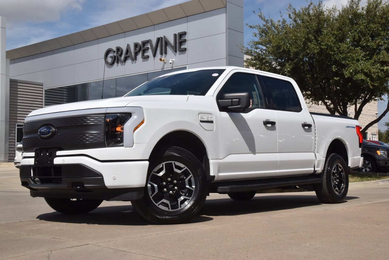 Certified 2023 Ford F150 Lightning XLT w/ Tow Technology Package AWD/4WD image 2