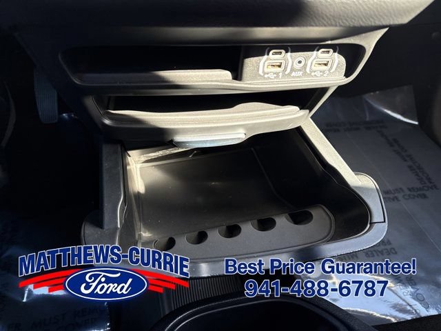 Used 2025 Chrysler Pacifica Select FWD image 20