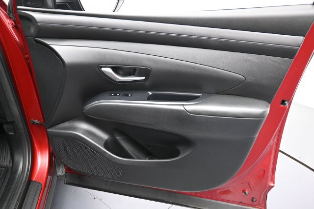 Used 2025 Hyundai Tucson SEL FWD image 30