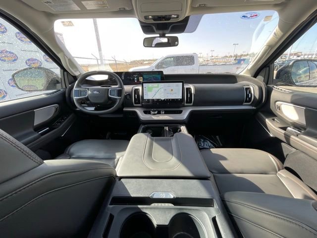 Certified 2025 Ford Expedition Active image 12