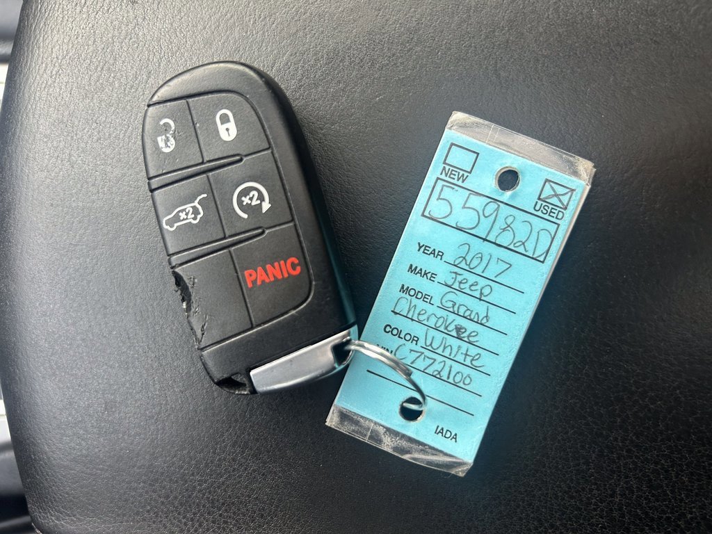 Used 2017 Jeep Grand Cherokee Summit image 35