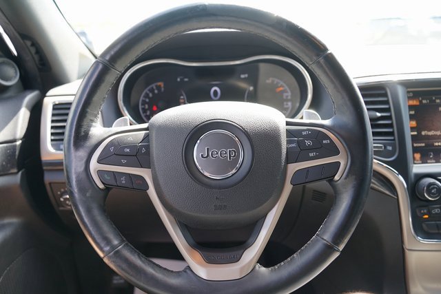 Used 2016 Jeep Grand Cherokee Laredo 75th Anniversary image 20