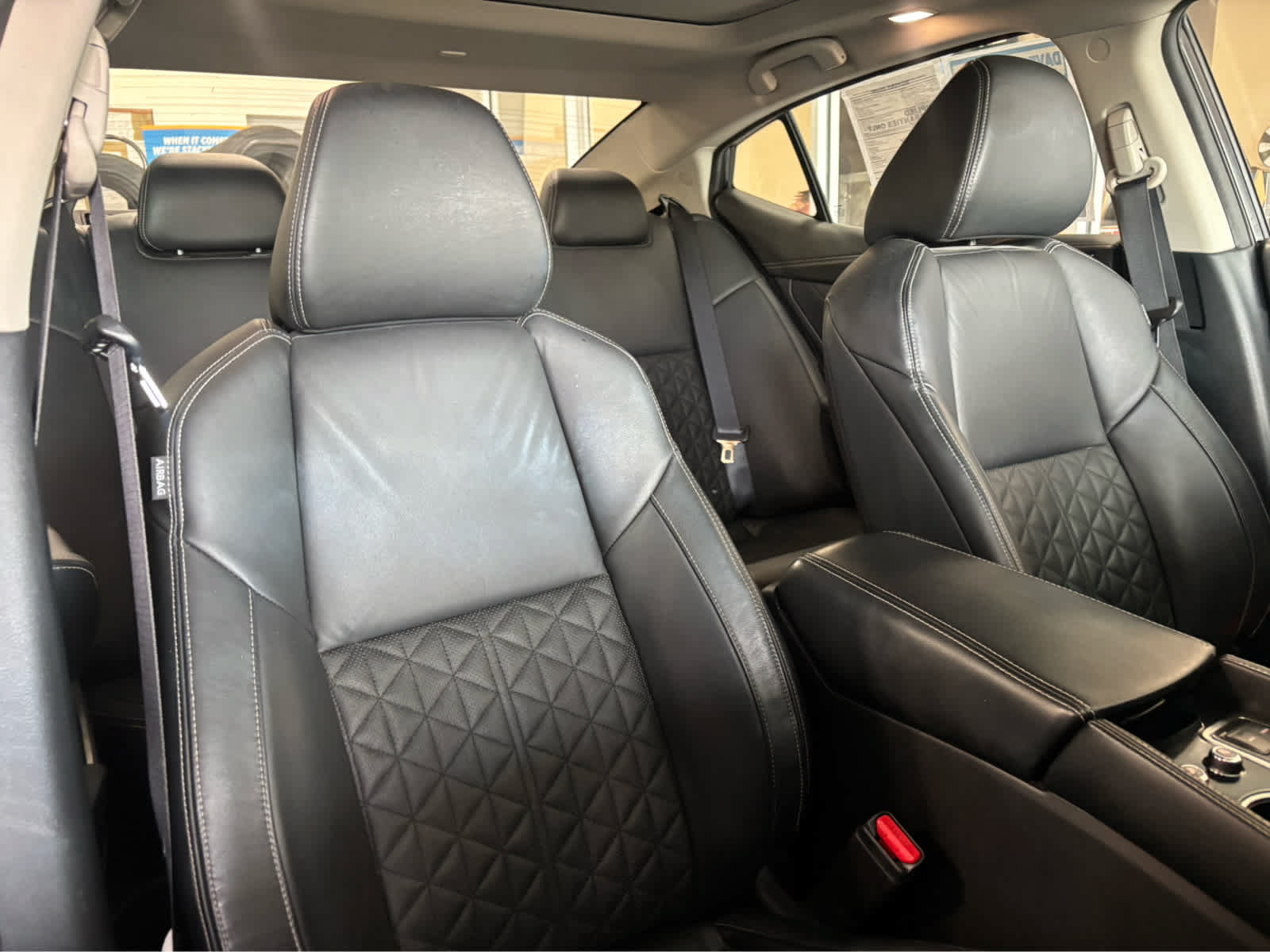 Used 2017 Nissan Maxima Platinum FWD image 32