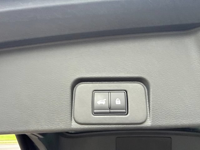 Used 2023 Nissan Rogue SV w/ SV Premium B Package AWD/4WD image 41