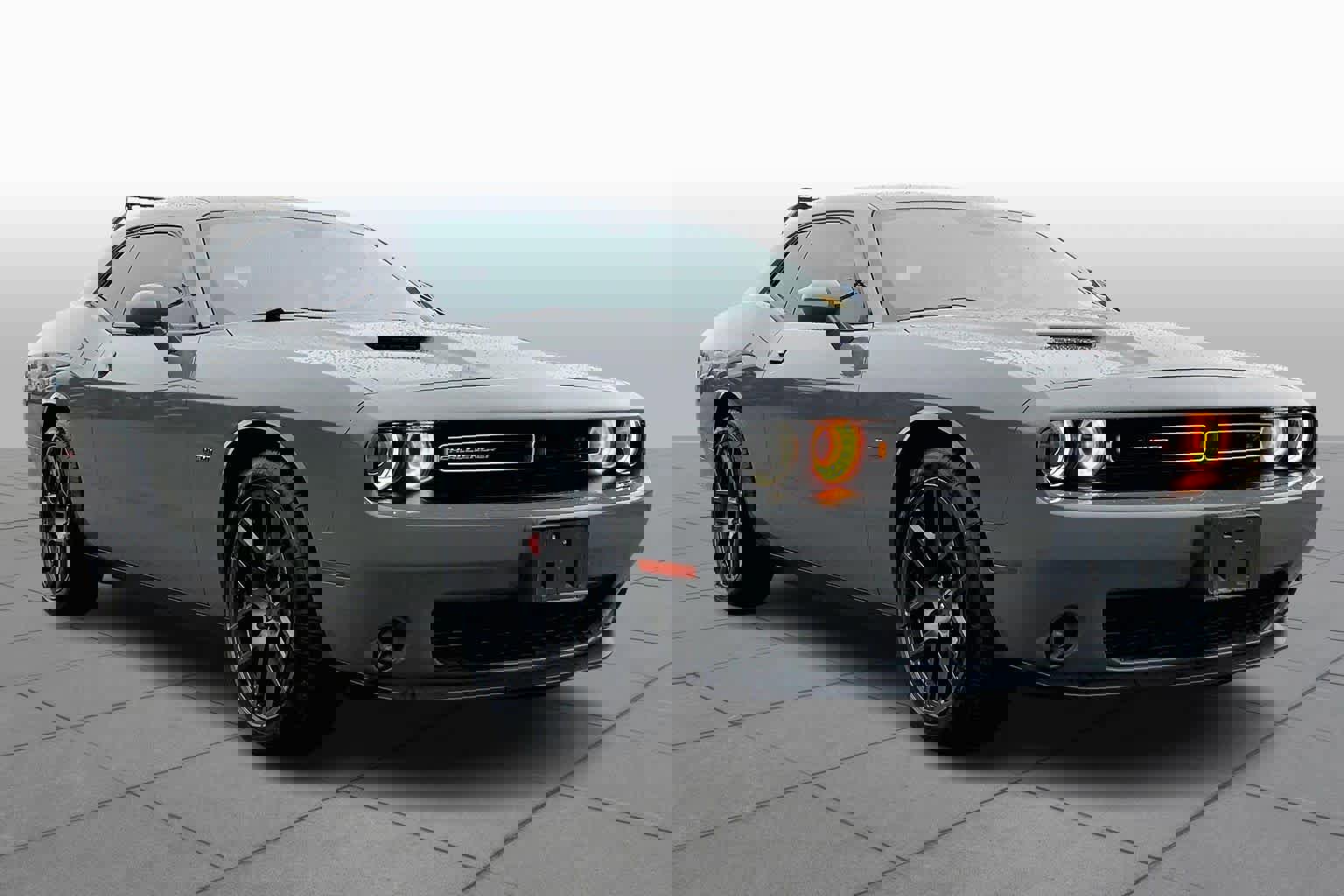 Used 2018 Dodge Challenger R/T Plus image 5