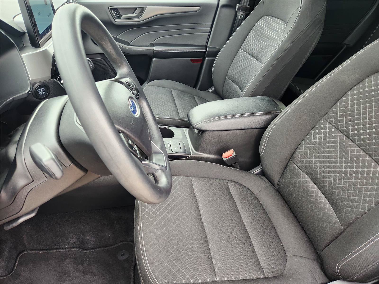 Certified 2025 Ford Escape Active FWD image 11