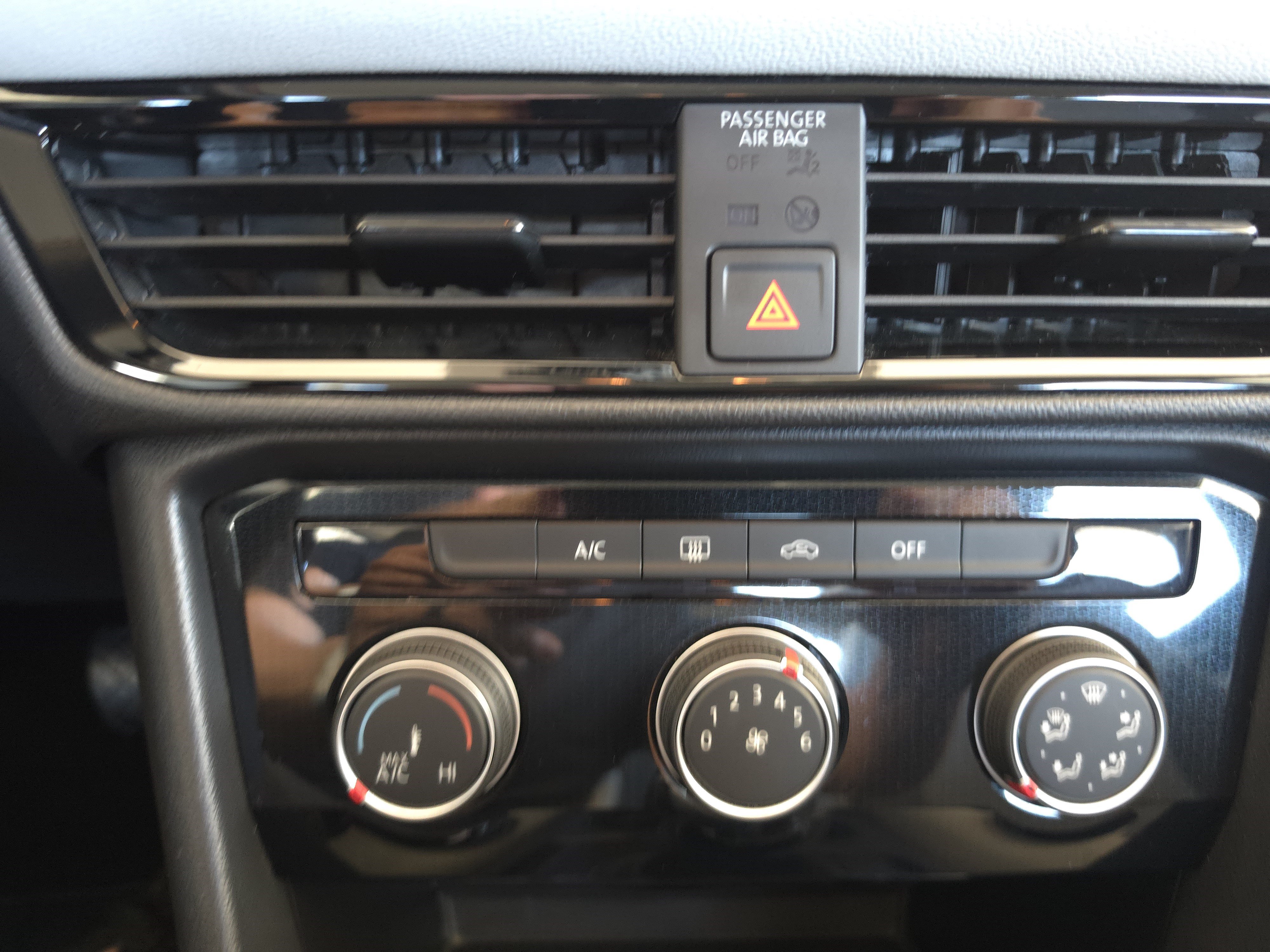 Used 2025 Volkswagen Taos S FWD image 19