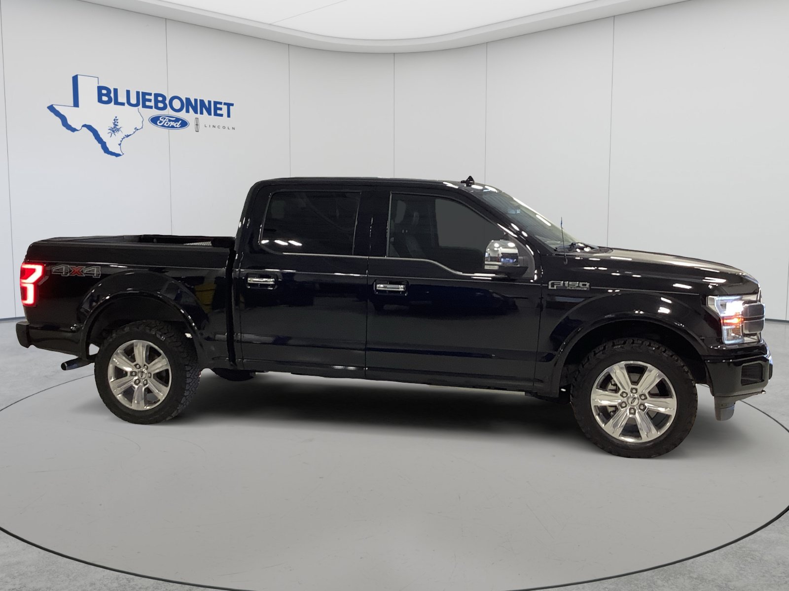 Certified 2020 Ford F150 Platinum w/ Equipment Group 701A Luxury AWD/4WD image 4