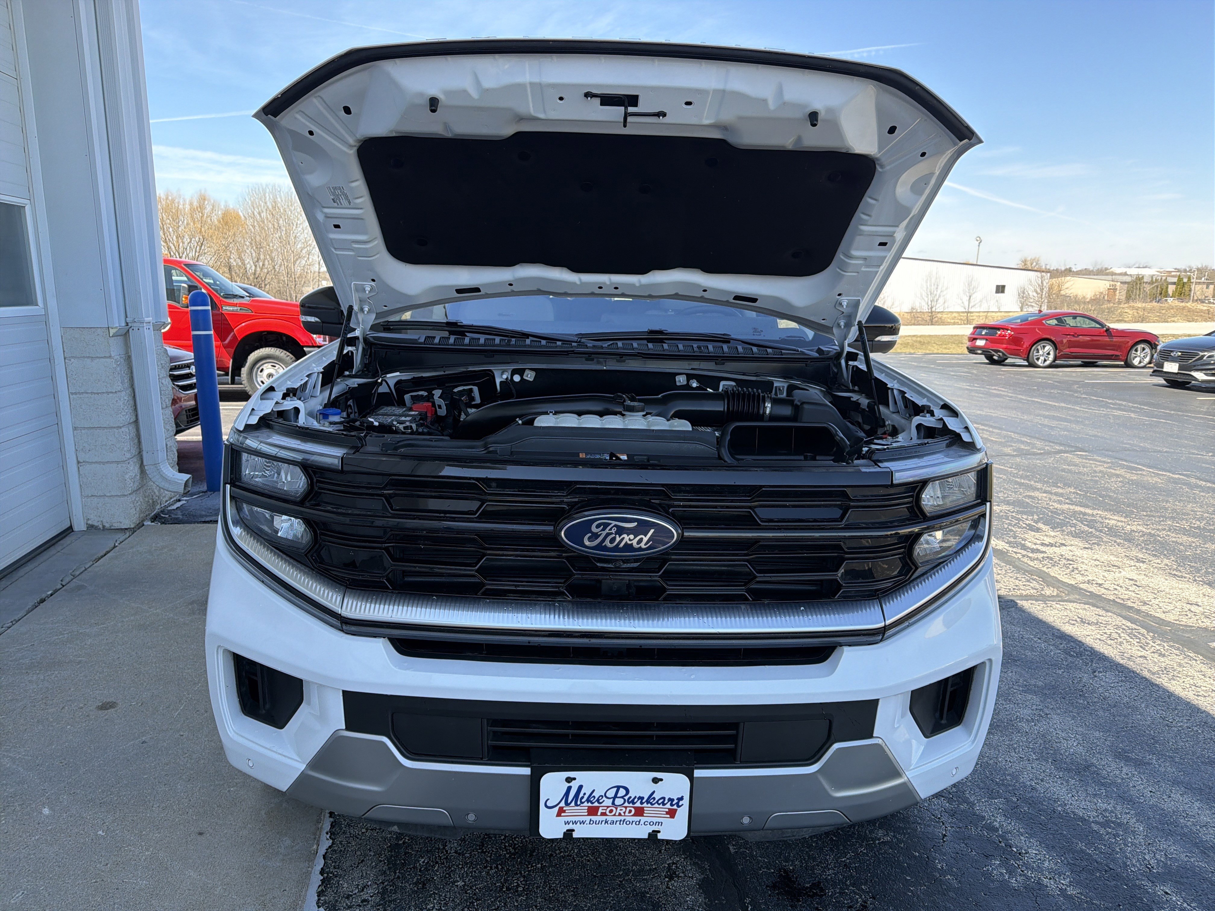 Certified 2025 Ford Expedition Platinum AWD/4WD image 23