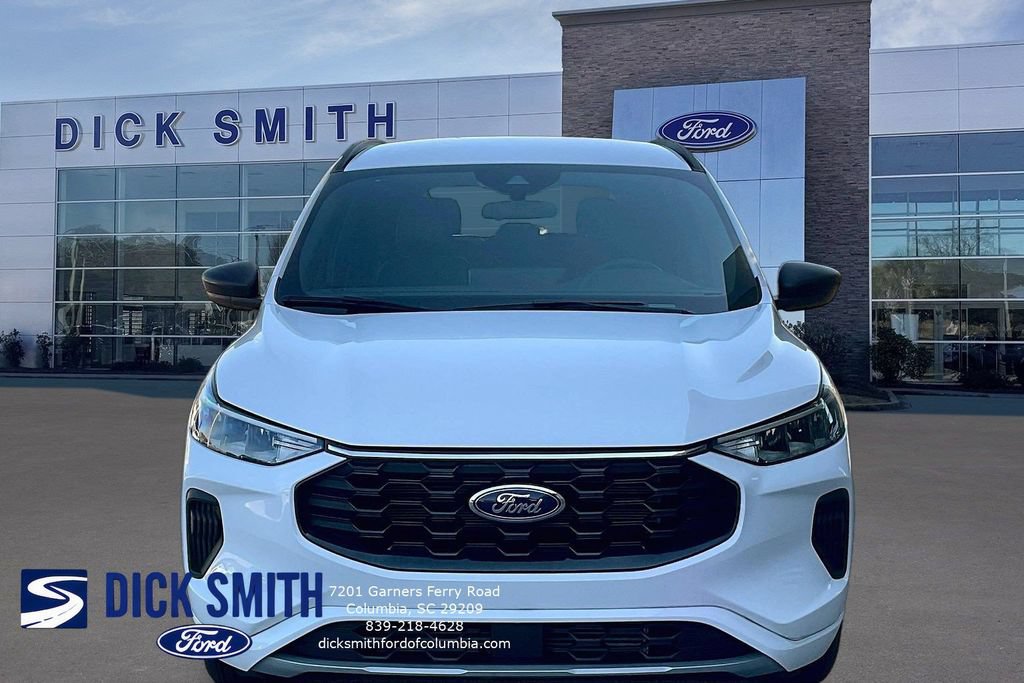 Certified 2023 Ford Escape ST-Line w/ Tech Pack #1 FWD image 2