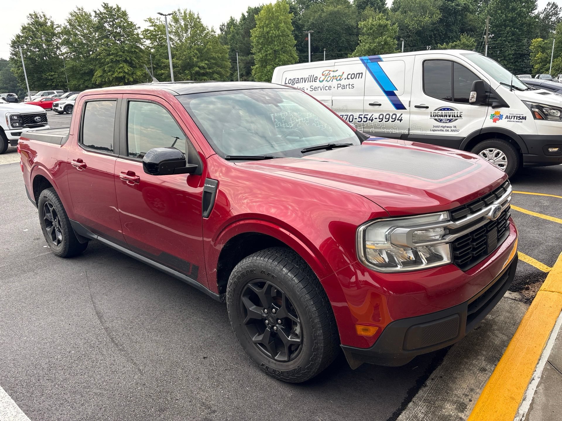 Certified 2022 Ford Maverick Lariat w/ Lariat Luxury Package AWD/4WD image 2