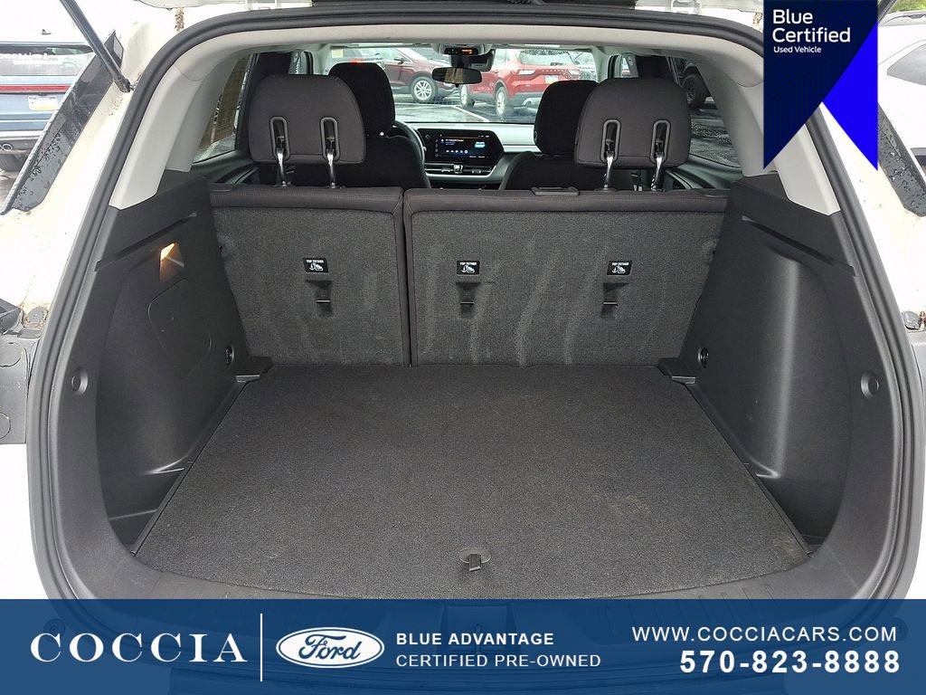 Used 2024 Chevrolet TrailBlazer LT w/ LT Cold Weather Package AWD/4WD image 28