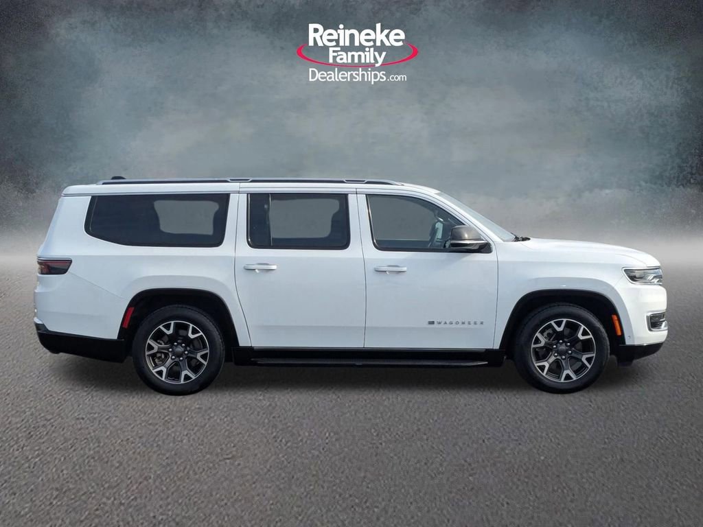 Used 2024 Jeep Wagoneer L Series III w/ Flexible Seating Group image 6